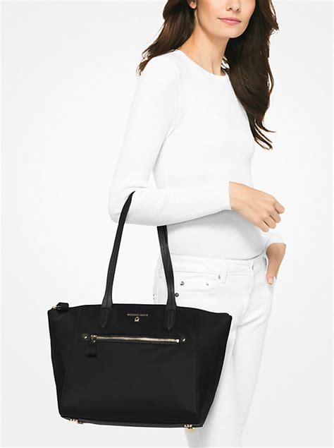 kelsey medium michael kors|Kelsey Medium Nylon Tote Bag .